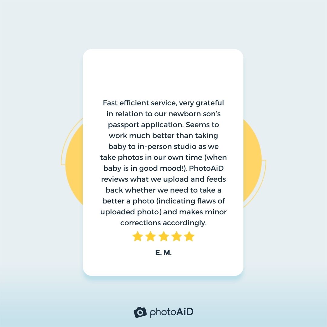 A positive review of PhotoAiD from a satisfied customer.