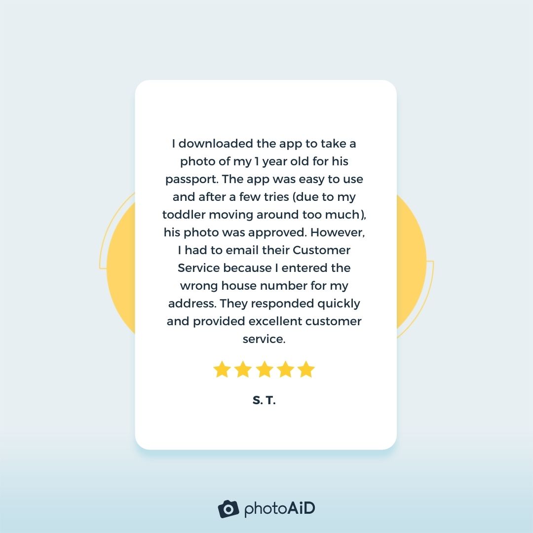 a 5 star review of PhotoAiD.