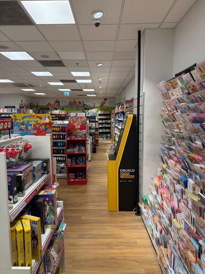 Samoobsługowy foto kiosk PhotoAiD w Empik Alfa Centrum na Przymorzu