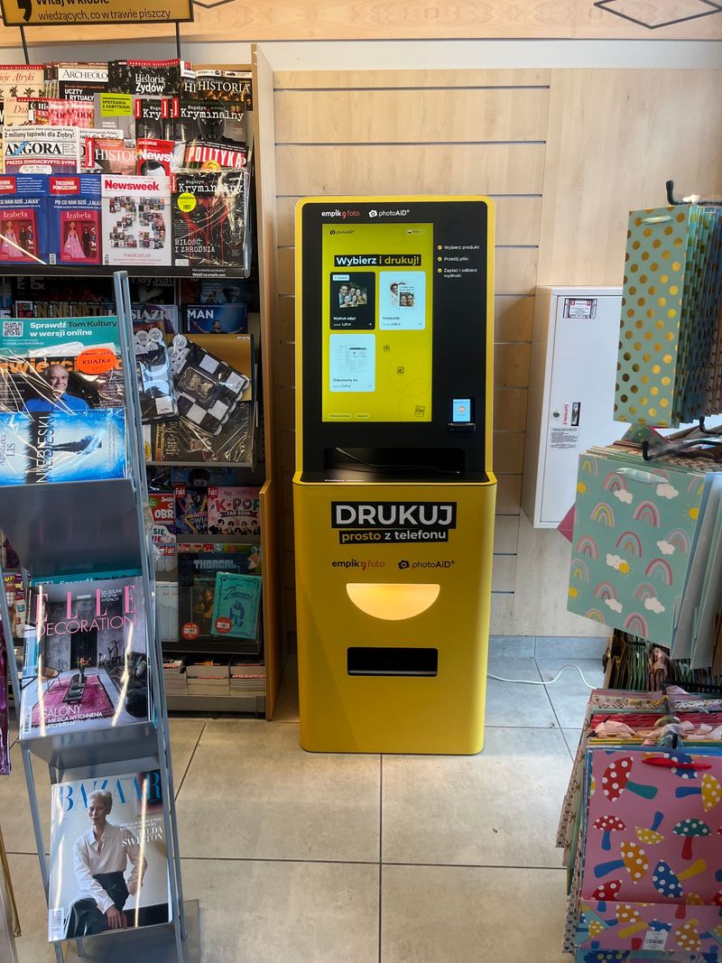 Samoobsługowa drukarnia A4 i foto kiosk PhotoAiD w Empik Bażantowo w Katowicach