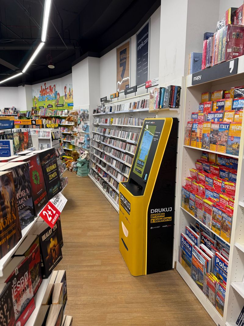 Wywoływanie zdjęć i druk A4 w foto kiosku PhotoAiD w Empik CH Borek