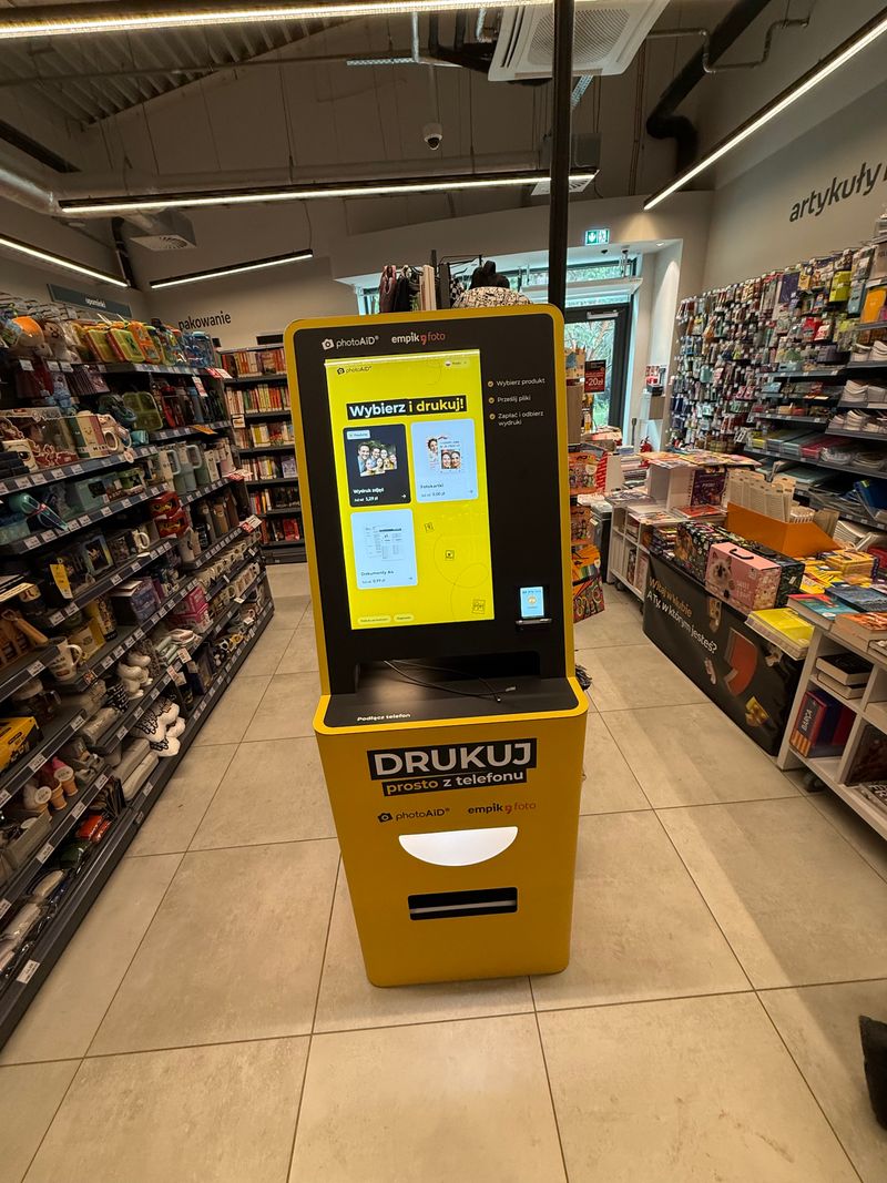 Foto kiosk PhotoAiD w salonie Empik w Centrum Handlowym Viktor w Gdańsku