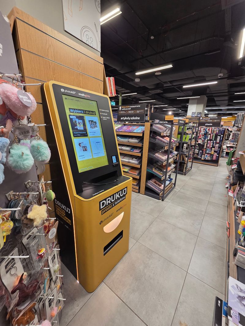 Foto kiosk PhotoAiD w salonie Empik Galeria Dominikańska we Wrocławiu