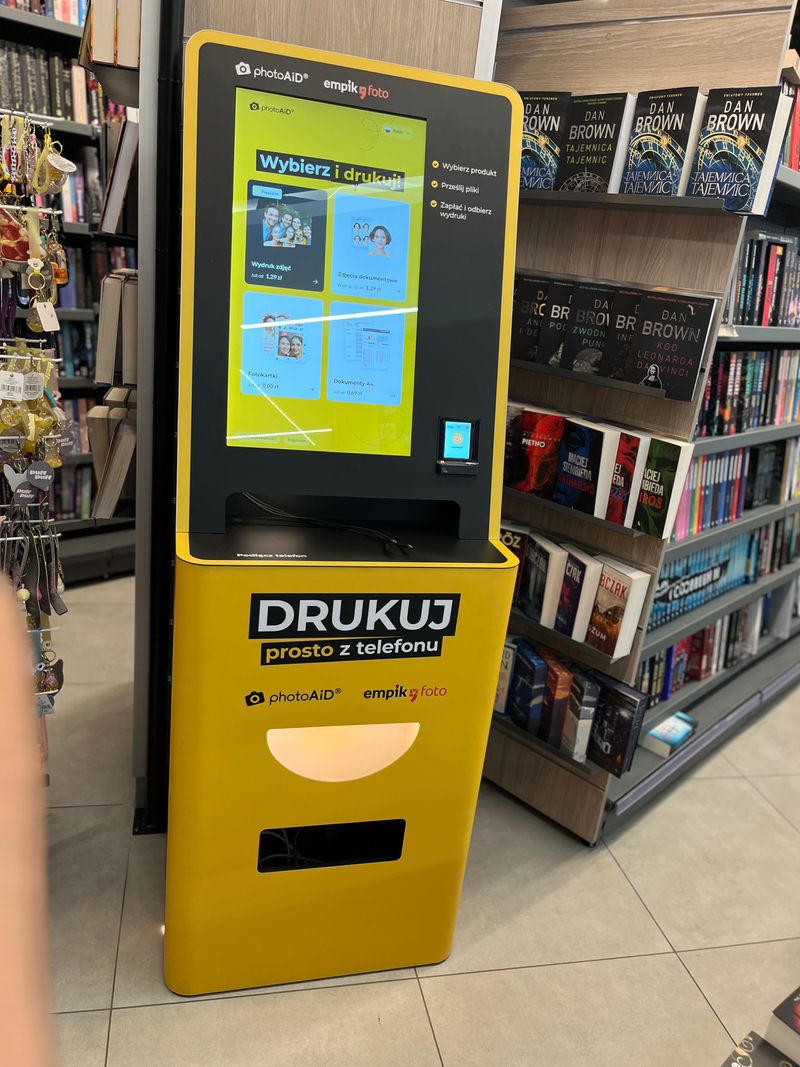 Foto kiosk PhotoAiD w salonie Empik Galeria Zaspa w Gdańsku