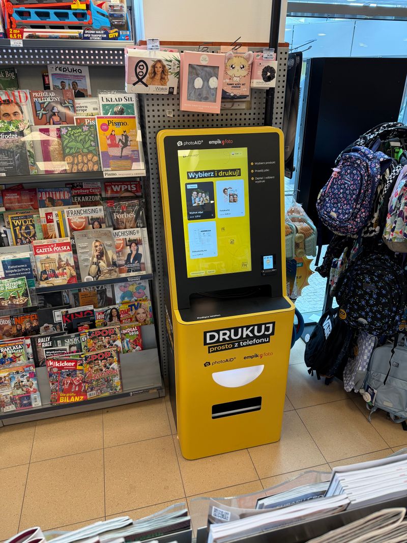 Foto kiosk PhotoAiD w salonie Empik w Parku Handlowym Matarnia w Gdańsku