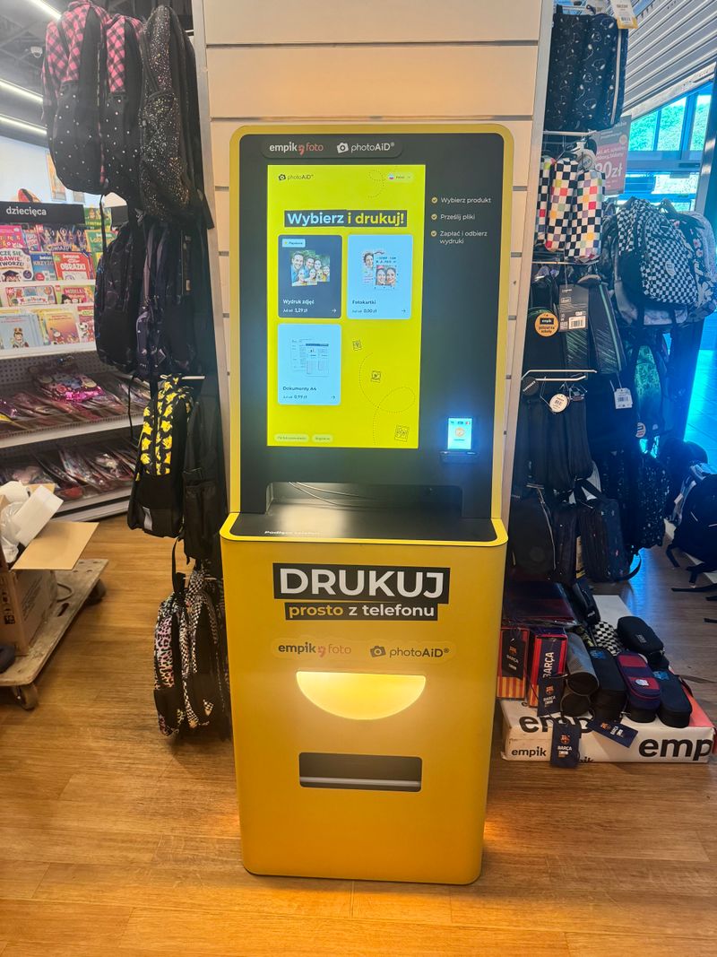Foto kiosk PhotoAiD w salonie Empik w galerii VIVO! Lublin