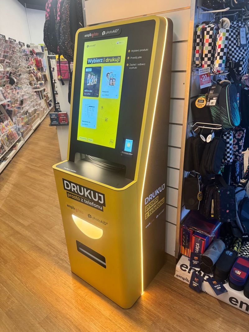 Foto kiosk PhotoAiD do wywoływania zdjęć w Empik VIVO! Lublin