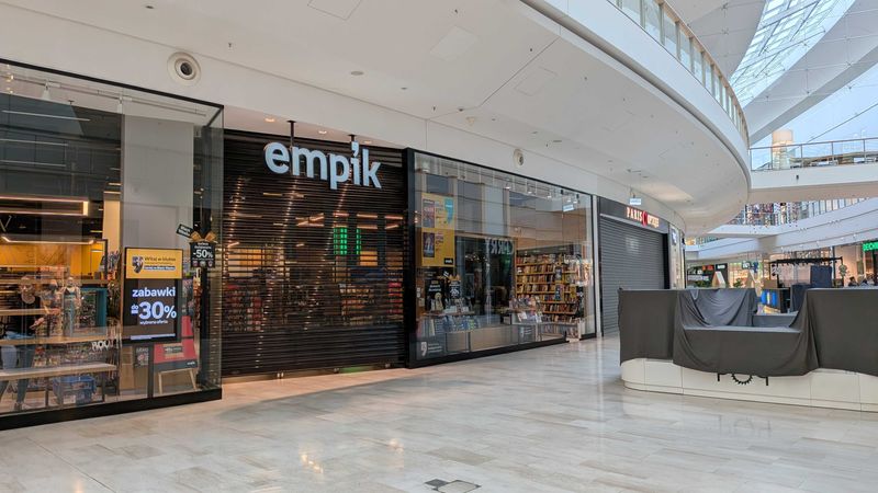 Samoobsługowy foto kiosk PhotoAiD w Empik Posnania w Poznaniu