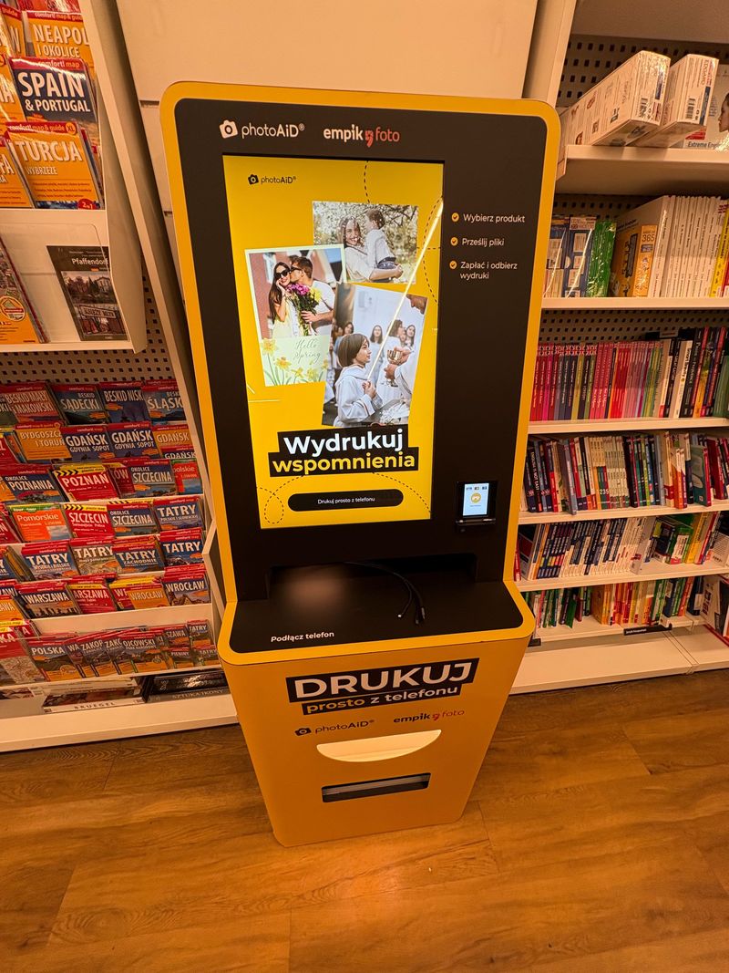 Foto kiosk PhotoAiD w salonie Empik w Avenidzie w Poznaniu