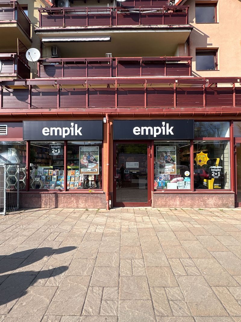 Wywoływanie zdjęć i druk A4 w foto kiosku PhotoAiD na wrocławskim Gaju