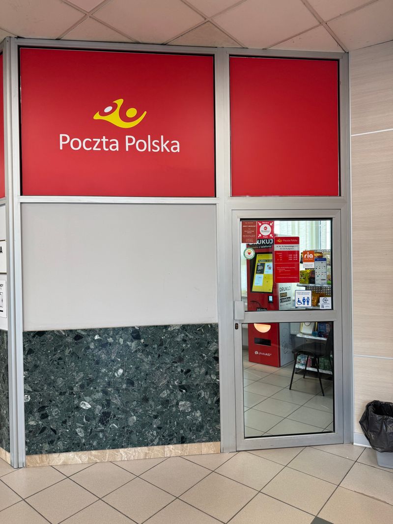Foto kiosk PhotoAiD w Bydgoszcz: widok od strony sali obsługi