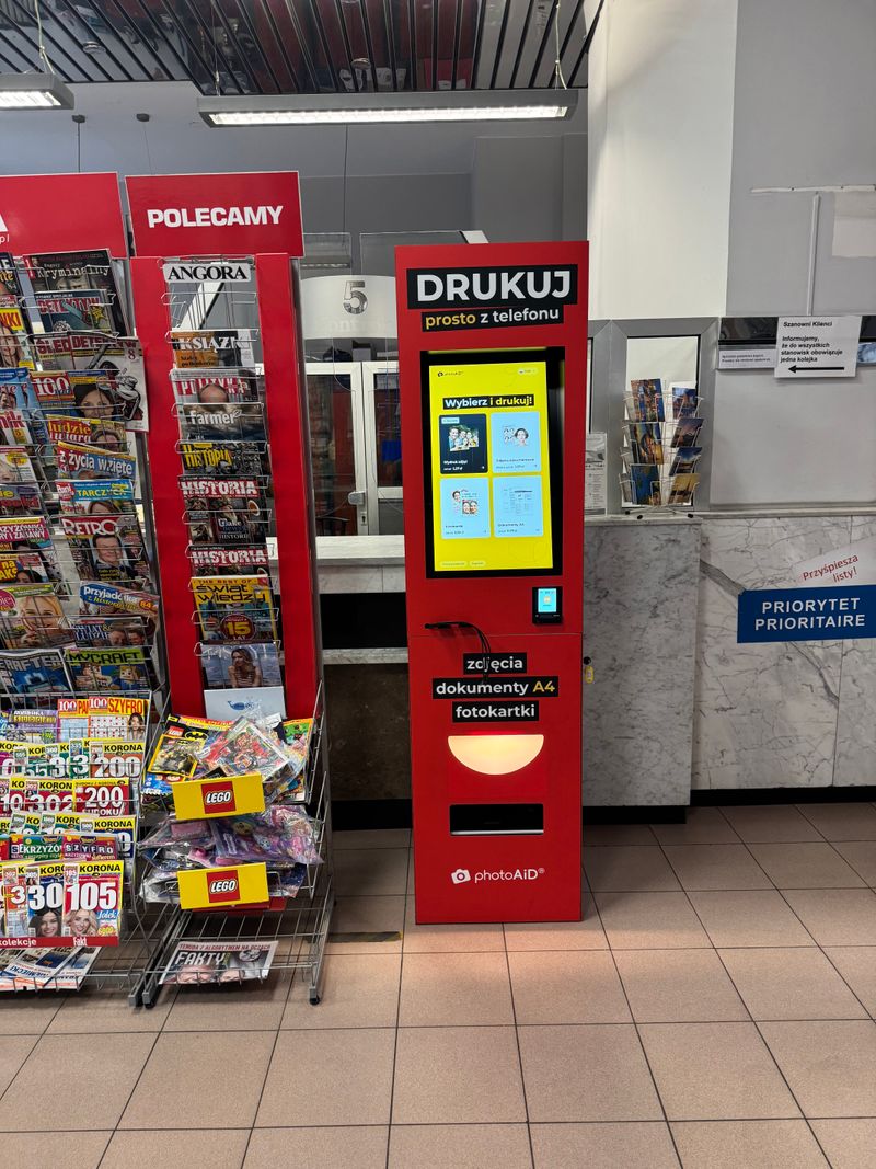 Foto kiosk PhotoAiD w placówce Poczty Polskiej w Chojnice