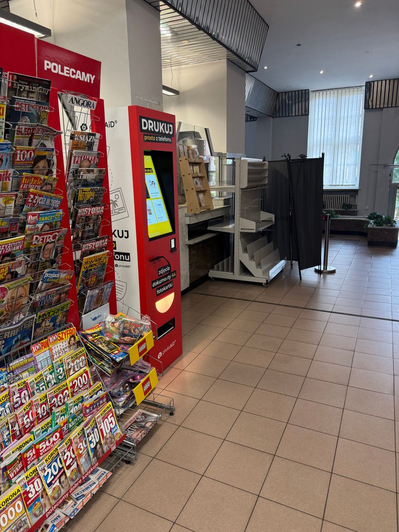 Foto kiosk PhotoAiD w Chojnice: wywoływanie zdjęć i fotokartki