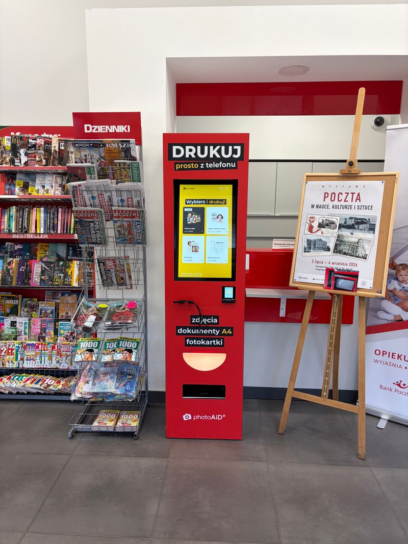 Foto kiosk PhotoAiD w placówce Poczty Polskiej w Kraków