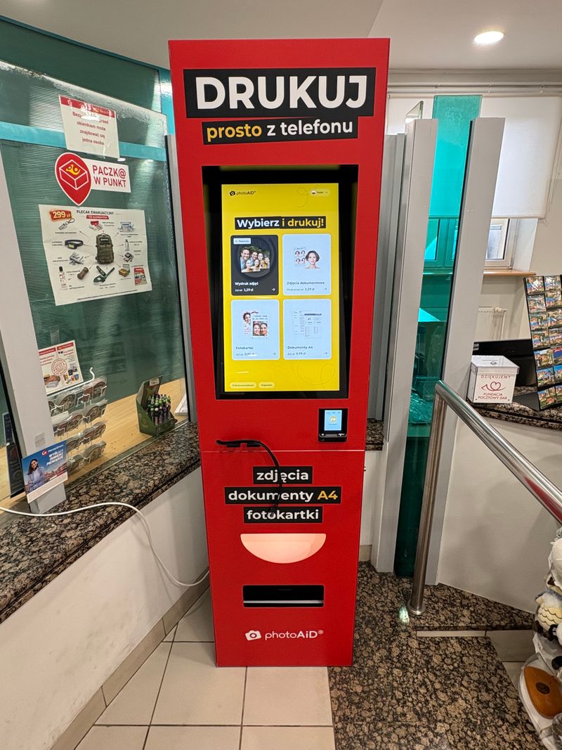 Foto kiosk PhotoAiD w placówce Poczty Polskiej w Łańcut