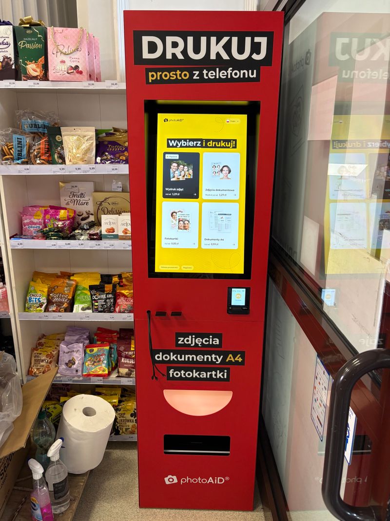 Foto kiosk PhotoAiD w placówce Poczty Polskiej w Rzeszów