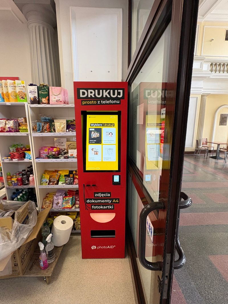 Foto kiosk PhotoAiD w Rzeszów: druk dokumentów A4 i ksero